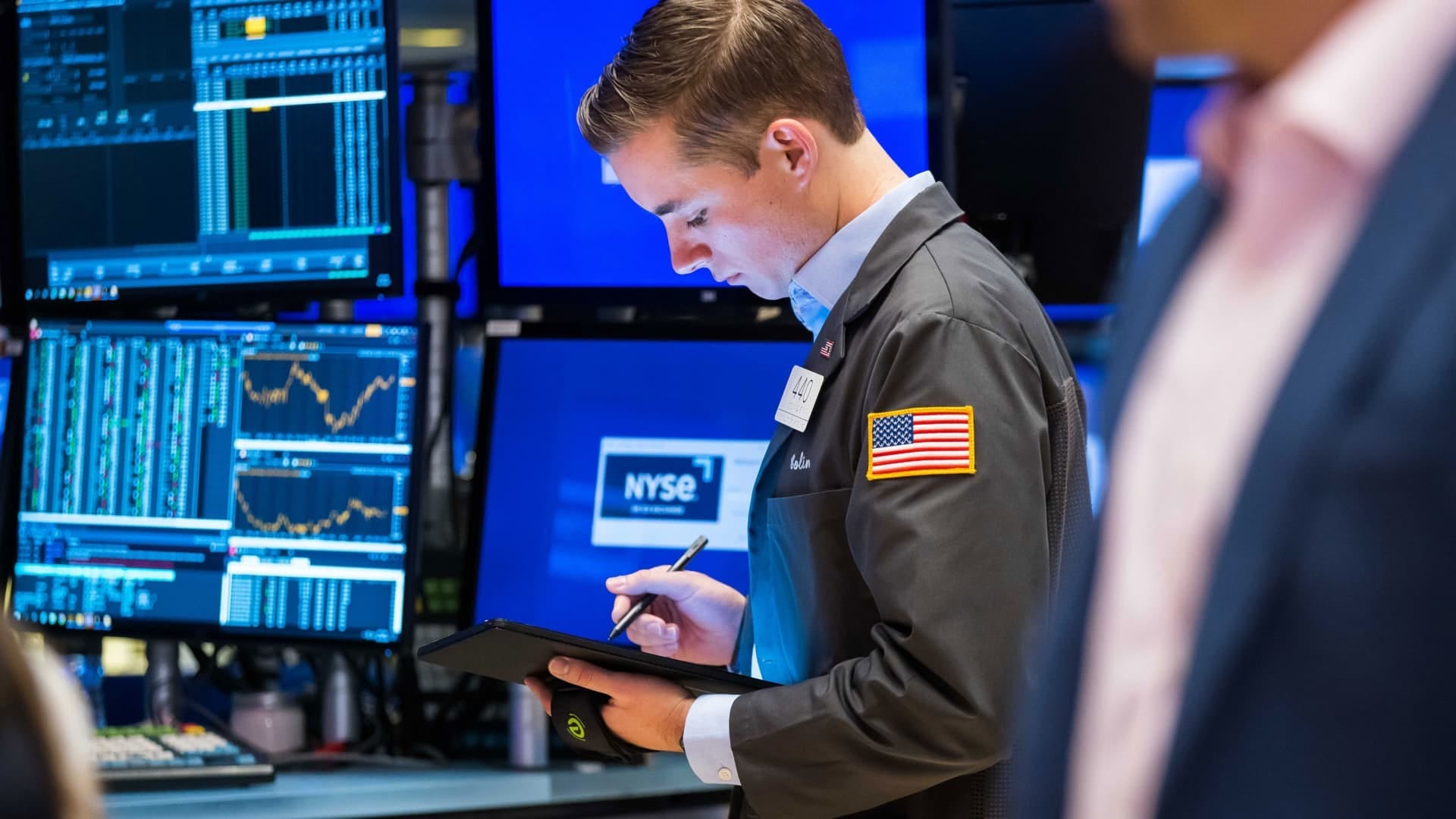 Stock futures slip as 10-year Treasury yield crosses 5% for the first time  since 2007: Live updates