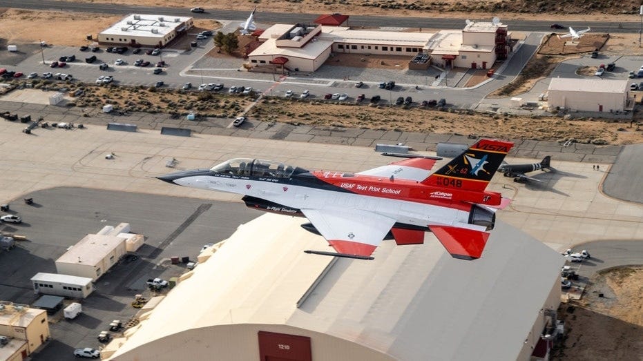 X-62A VISTA Edwards AFB AI Dogfight X-62A VISTA Edwards AFB AI Dogfight