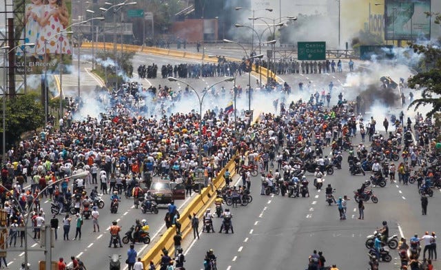 Cinco años de las protestas masivas de 2017: entre recuerdos dolorosos y la espera por la justicia - Efecto Cocuyo Cinco años de las protestas masivas de 2017: entre recuerdos dolorosos y la espera por la justicia - Efecto Cocuyo