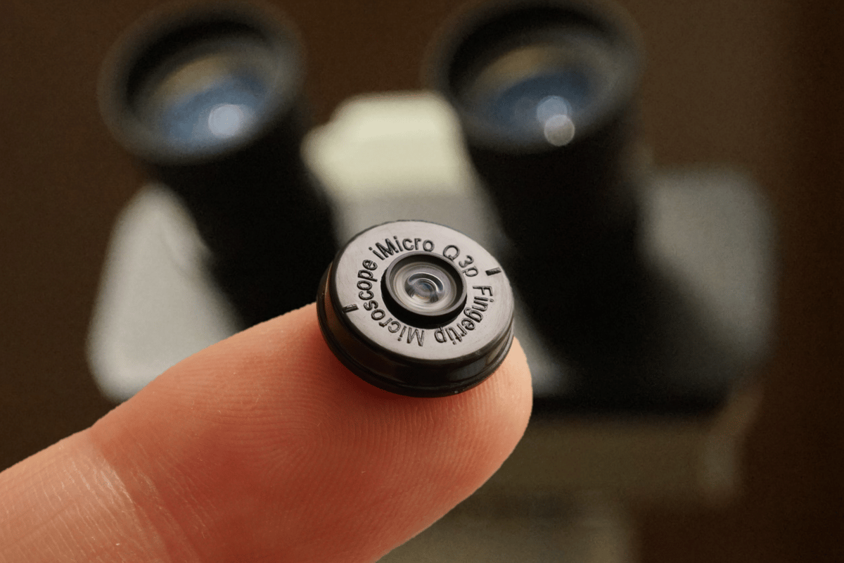 This little gadget gives you instant, inexpensive access to the microscopic world This little gadget gives you instant, inexpensive access to the microscopic world