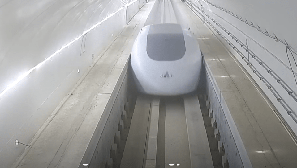 The model will use 5G technology to connect passengers The model will use 5G technology to connect passengers