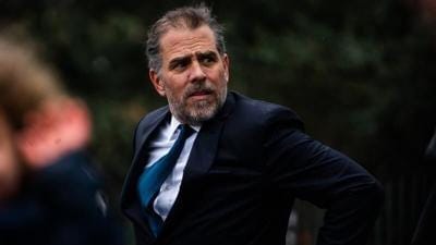 Hunter Biden got $250k loan from Chinese exec during 2020 election, later his lawyer assumed debt | National | ktbs.com Hunter Biden got $250k loan from Chinese exec during 2020 election, later his lawyer assumed debt | National | ktbs.com