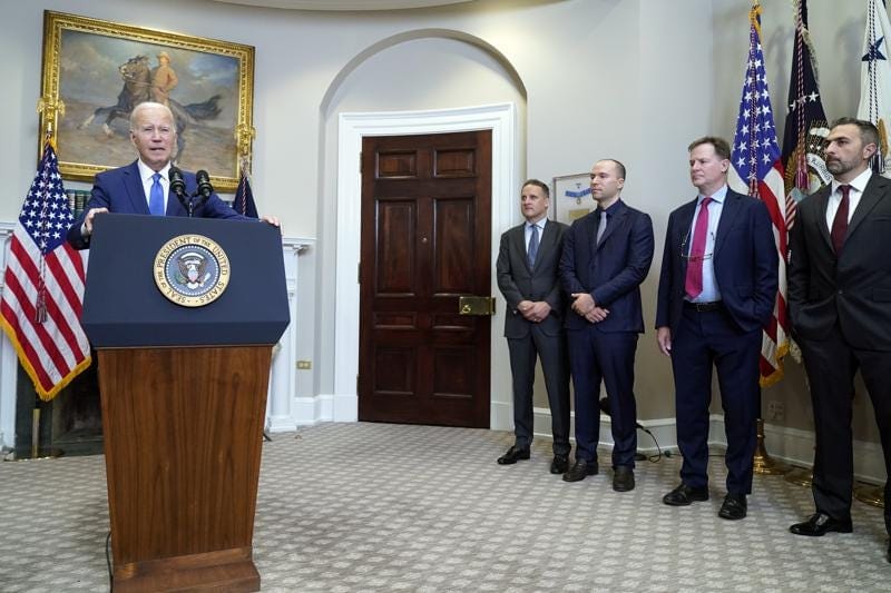 Amazon, Google, Meta, Microsoft and other tech firms agree to AI safeguards  set by the White House | Fresh news for 2023
