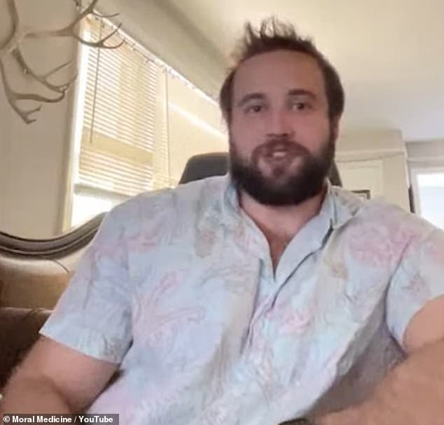 Sawyer Hart, 27, claimed that after taking finasteride he suffered from erectile dysfunction, pain in his testicles and panic attacks for the first time in his life Sawyer Hart, 27, claimed that after taking finasteride he suffered from erectile dysfunction, pain in his testicles and panic attacks for the first time in his life