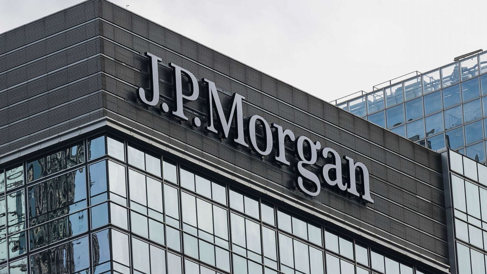 JPMorgan advierte recesión en EE.UU para mediados de 2023 ICSLATAM.COM JPMorgan advierte recesión en EE.UU para mediados de 2023 ICSLATAM.COM