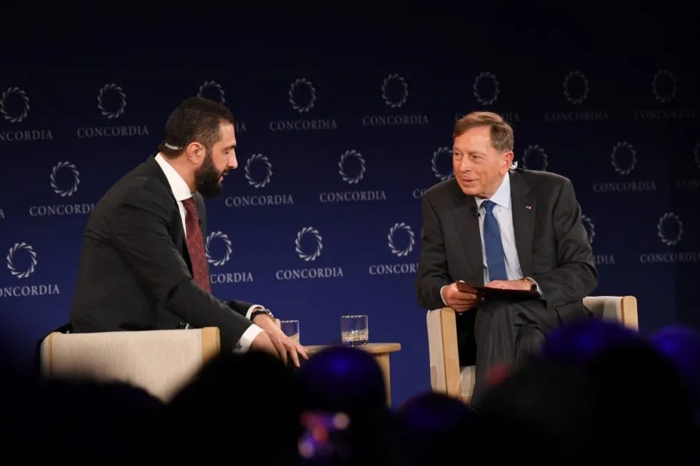 CIA director in bed with Al-Qaeda CIA director in bed with Al-Qaeda