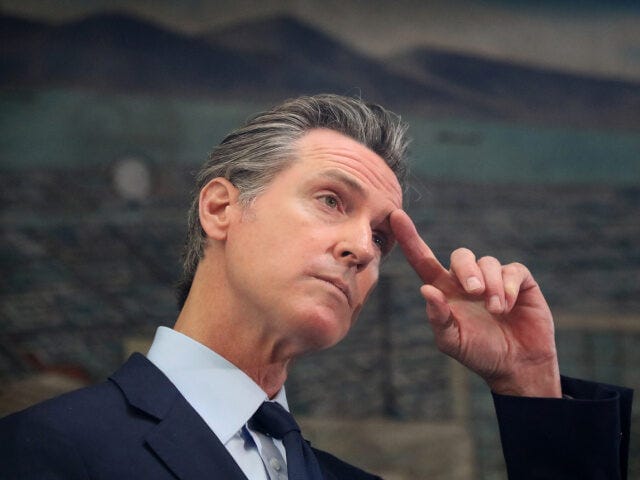OAKLAND , CA - AUGUST 10: OAKLAND, CA - MAY 10: California Governor Gavin Newsom is photog OAKLAND , CA - AUGUST 10: OAKLAND, CA - MAY 10: California Governor Gavin Newsom is photog