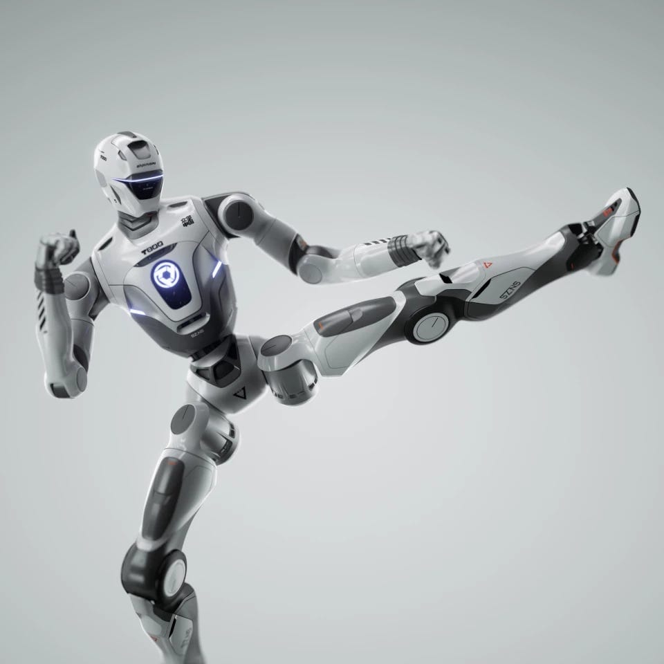 EngineAI's T800 humanoid went viral for its online debut, demonstrating some convincing martial arts moves EngineAI's T800 humanoid went viral for its online debut, demonstrating some convincing martial arts moves